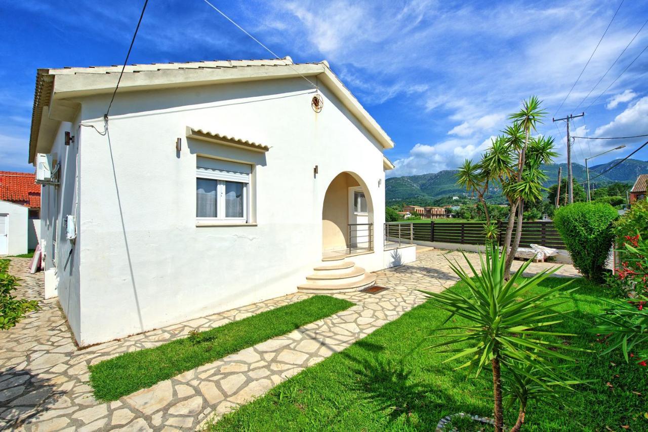 Willa Christina By Posarellivillas Acharavi (Corfu)